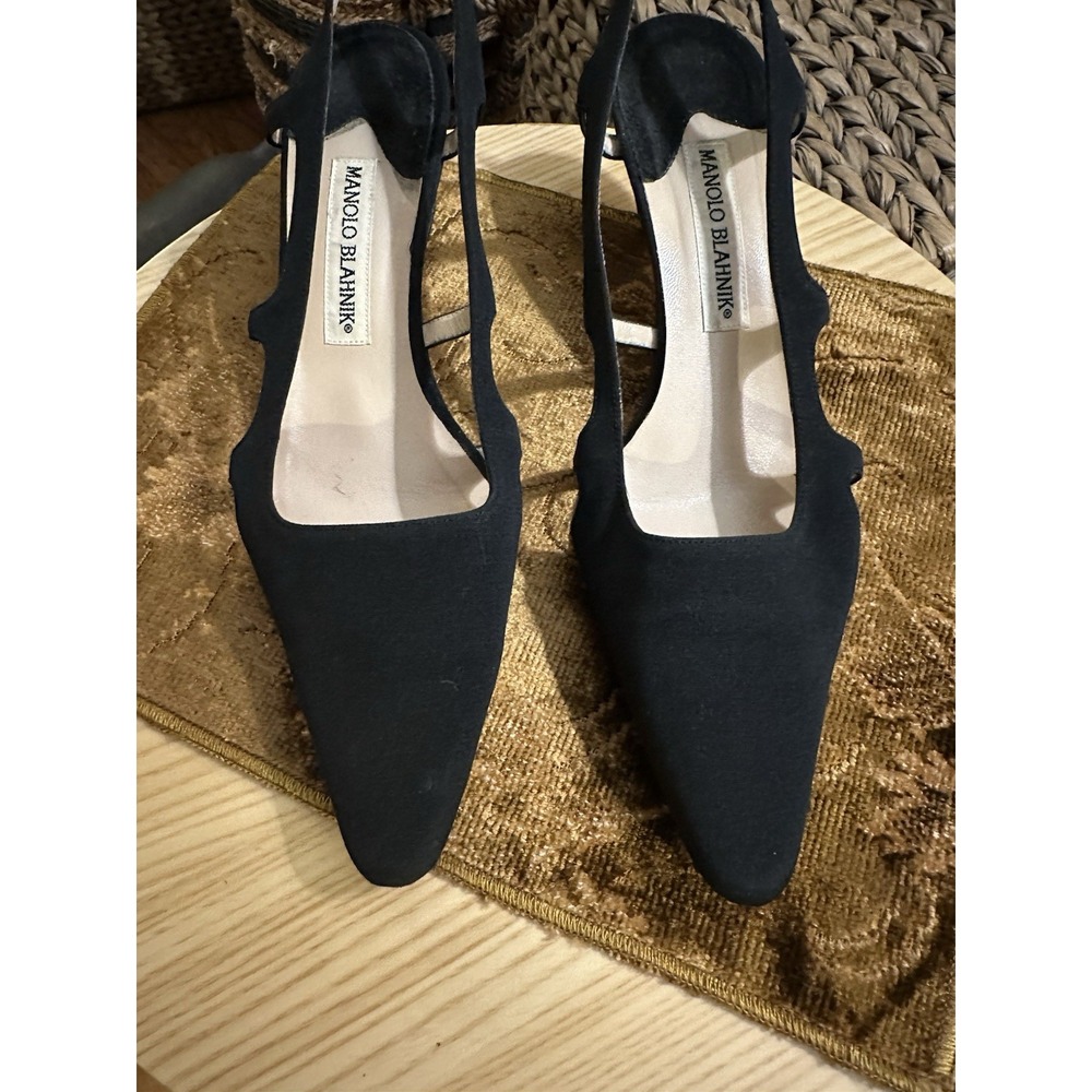 Manolo Blahnik Bl Sling Back Kitten Heels 38.5 Luxury Italian Couture High End